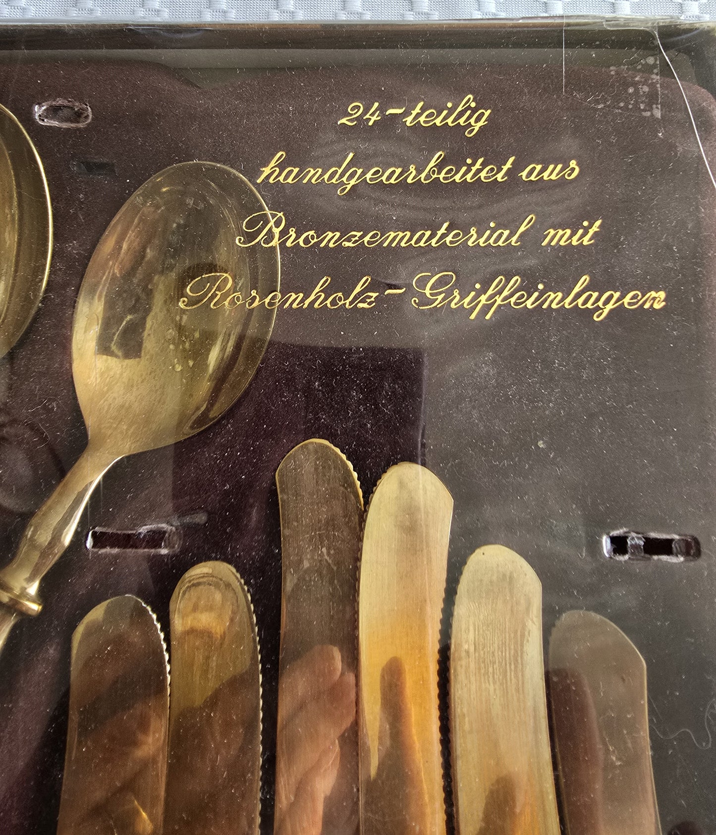 Vintažinis stalo įrankių komplektas