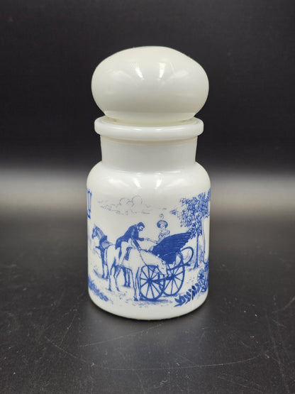 Vintažinis pieninio stiklo indelis