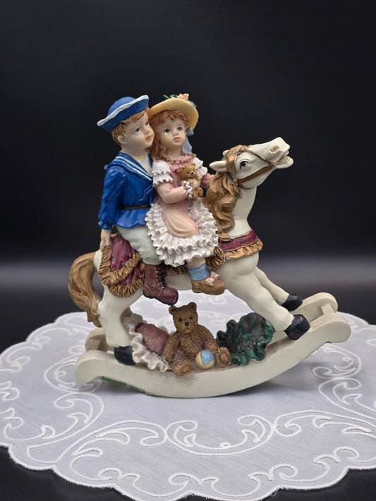 Statulėlė iš kolekcijos ,, The Victoria Collection "